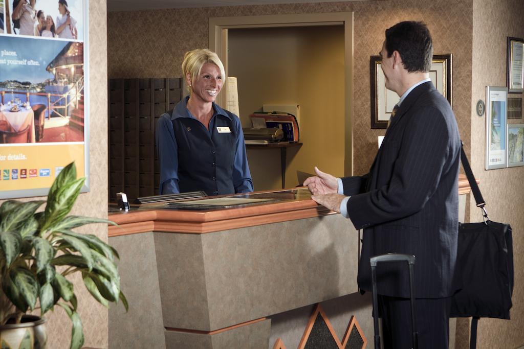 Hotel Comfort & 3*