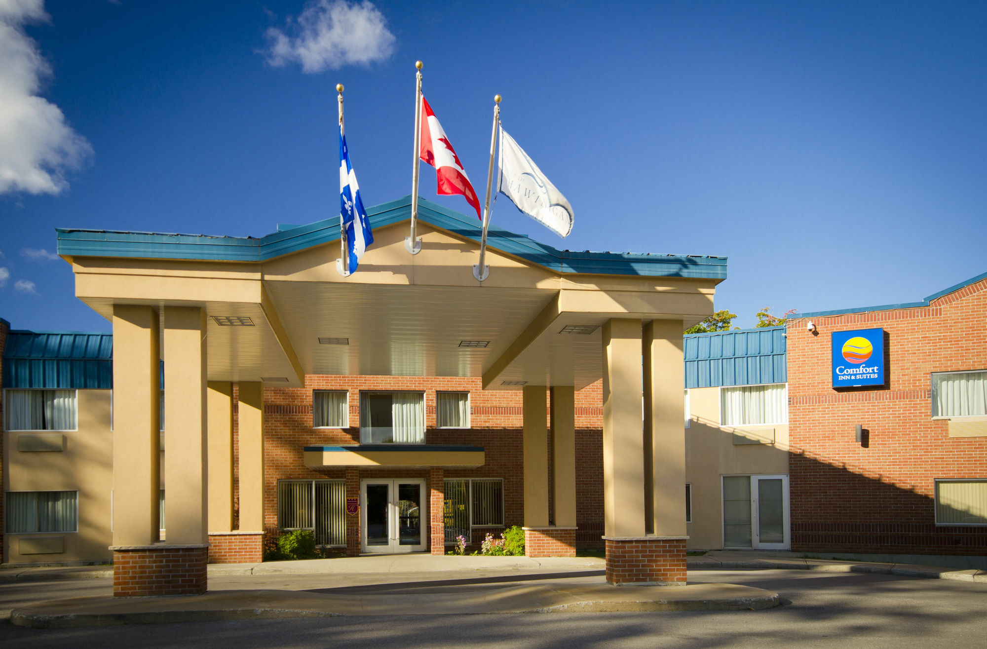Hotel Comfort & 3*